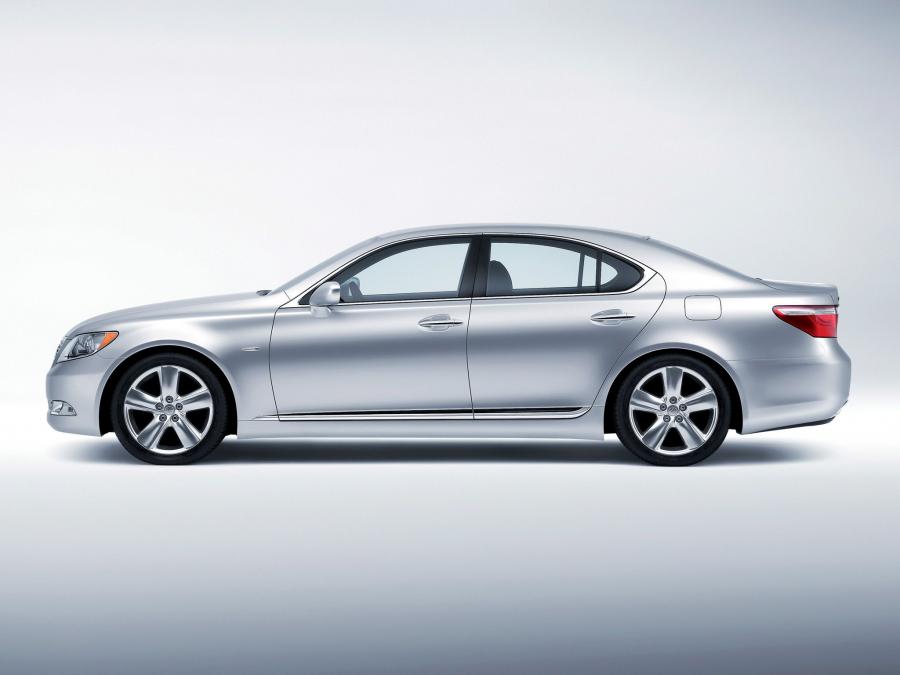  Lexus LS460 2006 года  (EU) (фото 11 из 16)
